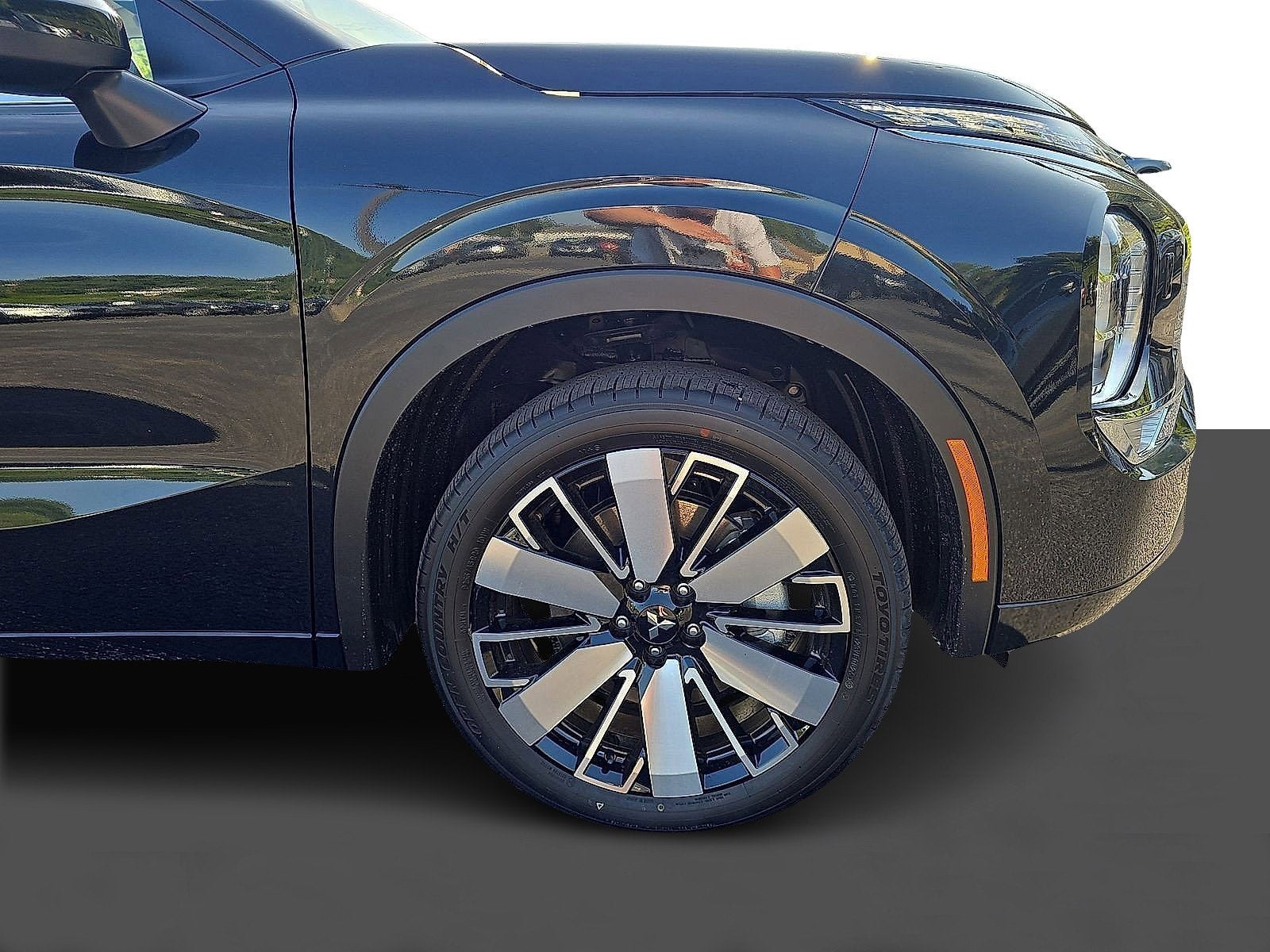 2025 Mitsubishi Outlander Platinum Edition