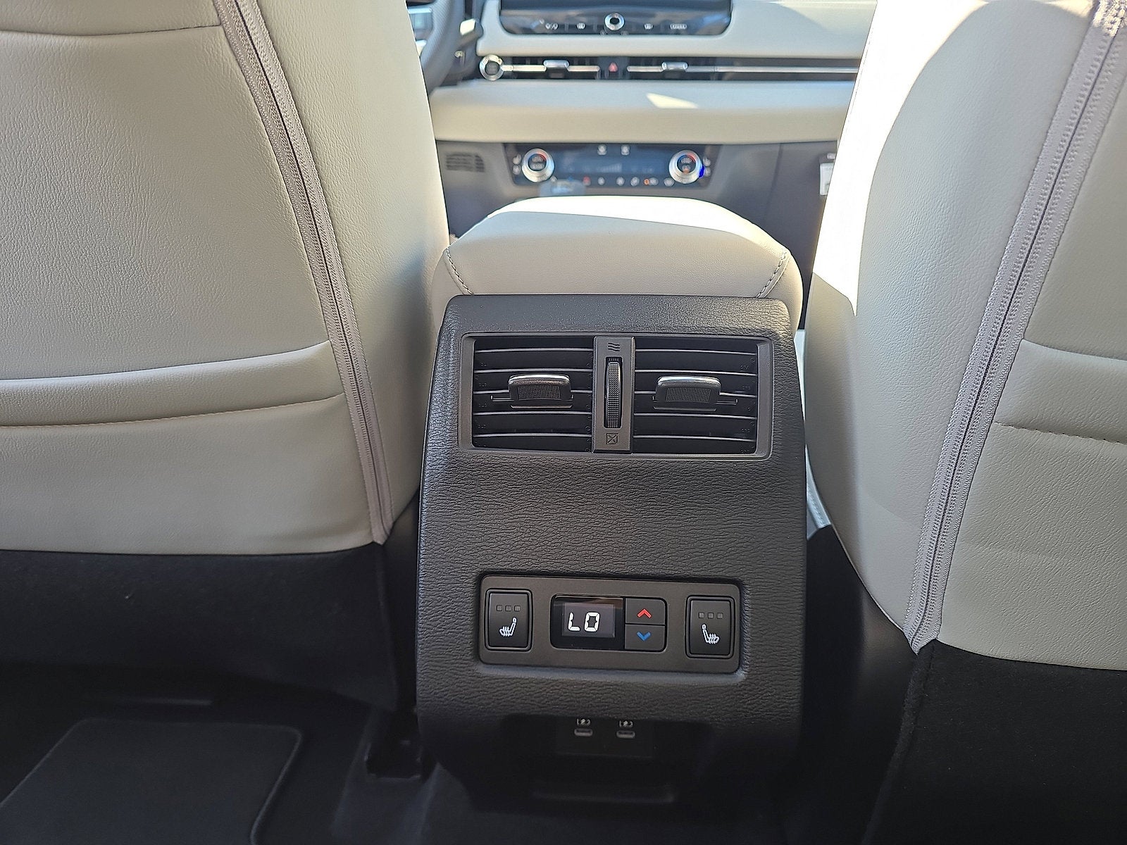 2025 Mitsubishi Outlander Platinum Edition