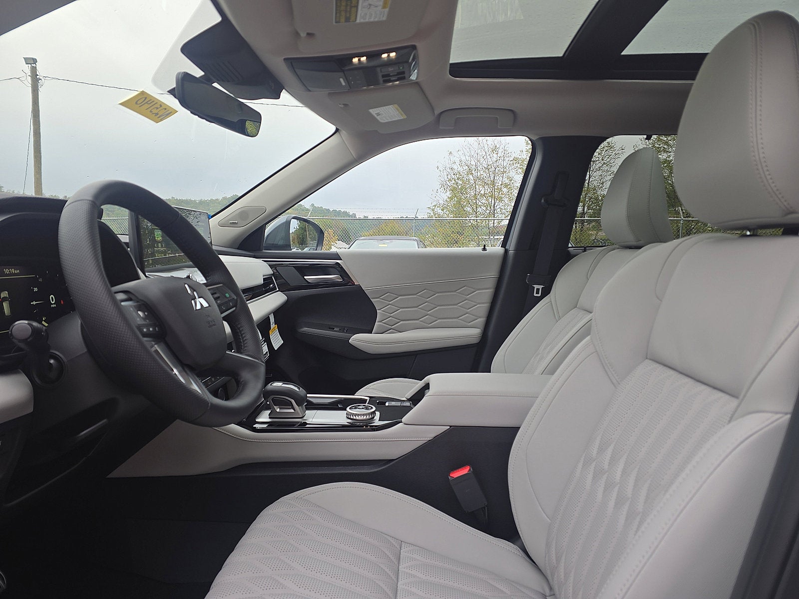 2025 Mitsubishi Outlander SEL