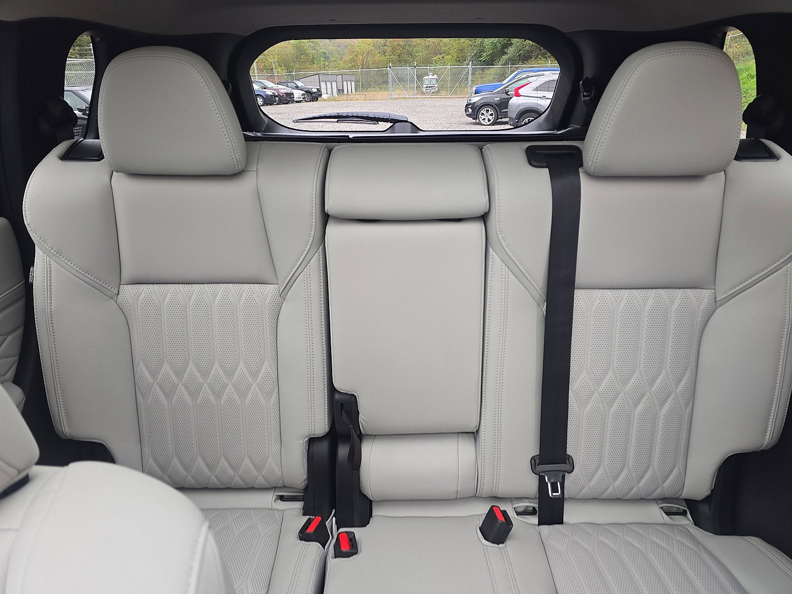 2025 Mitsubishi Outlander SEL