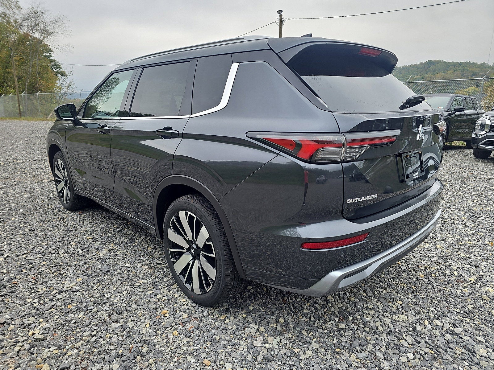 2025 Mitsubishi Outlander SEL