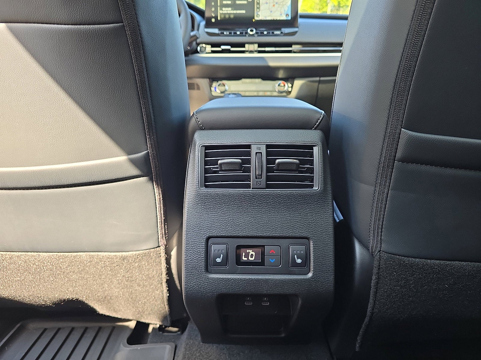 2025 Mitsubishi Outlander Platinum Edition