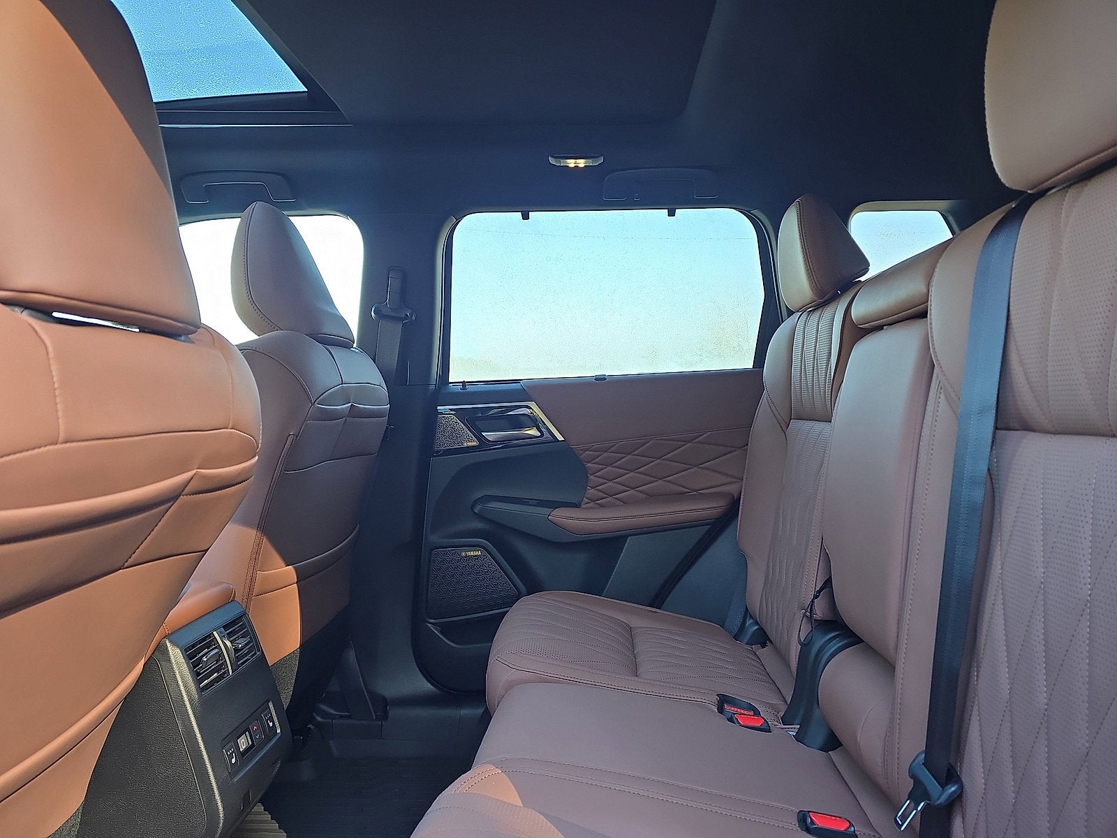 2025 Mitsubishi Outlander SEL