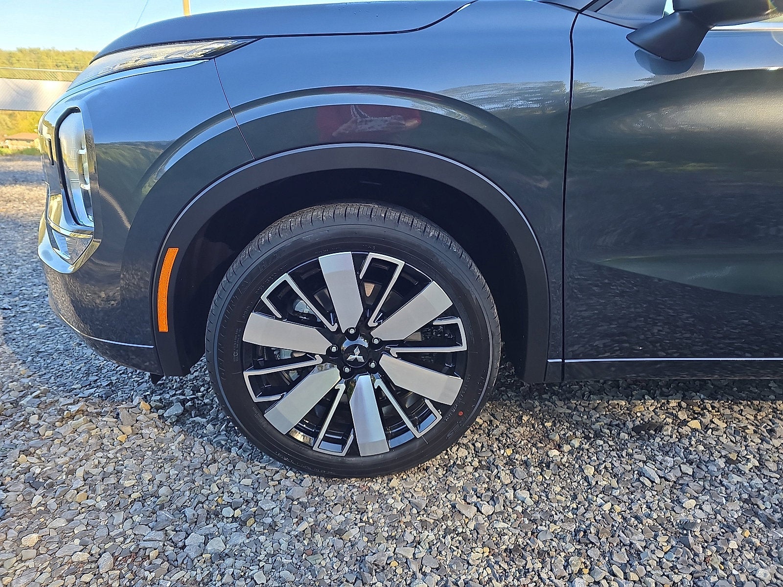 2025 Mitsubishi Outlander SEL