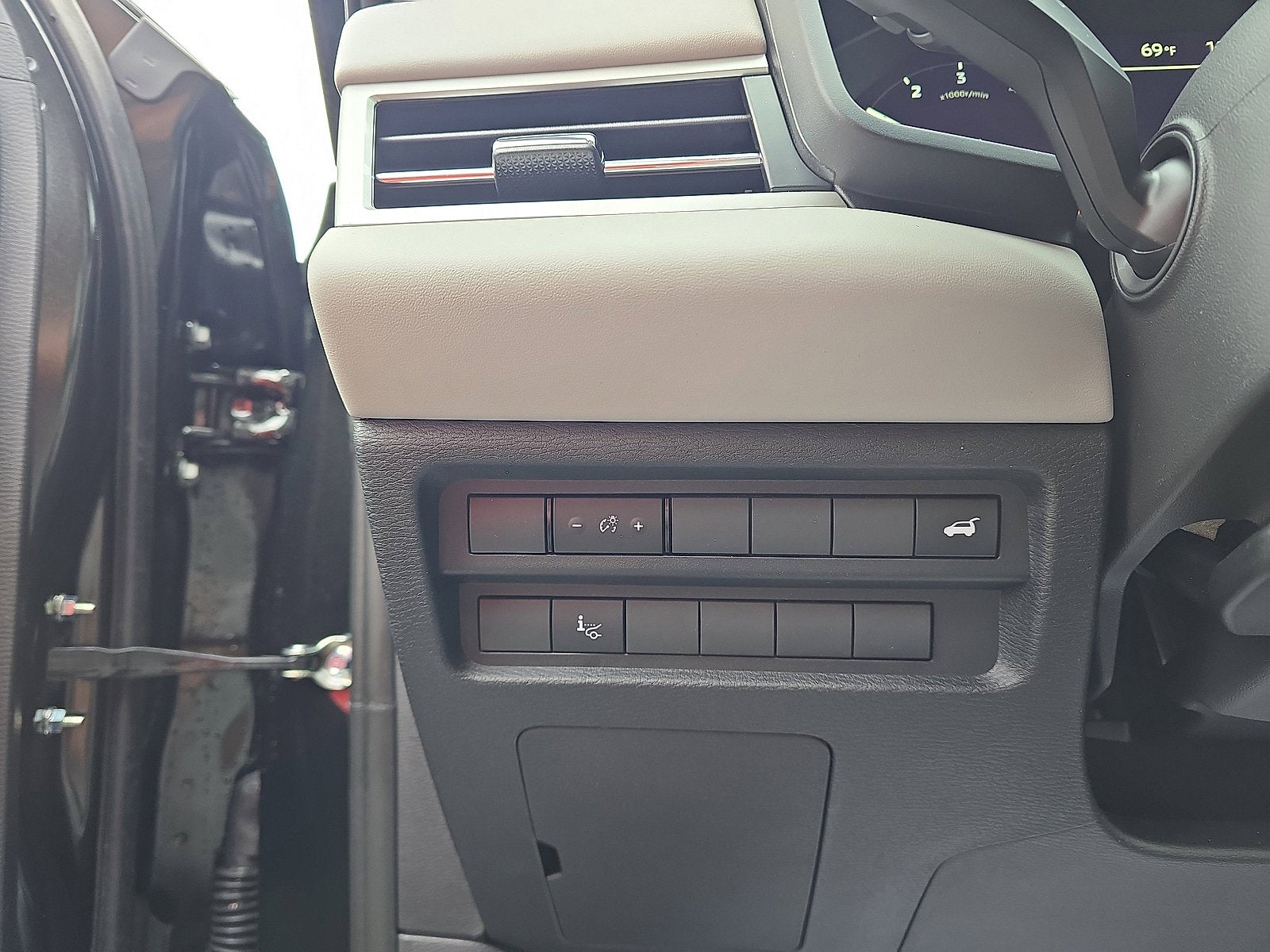 2025 Mitsubishi Outlander Platinum Edition