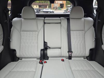 2025 Mitsubishi Outlander Platinum Edition