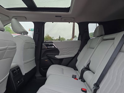 2025 Mitsubishi Outlander Platinum Edition