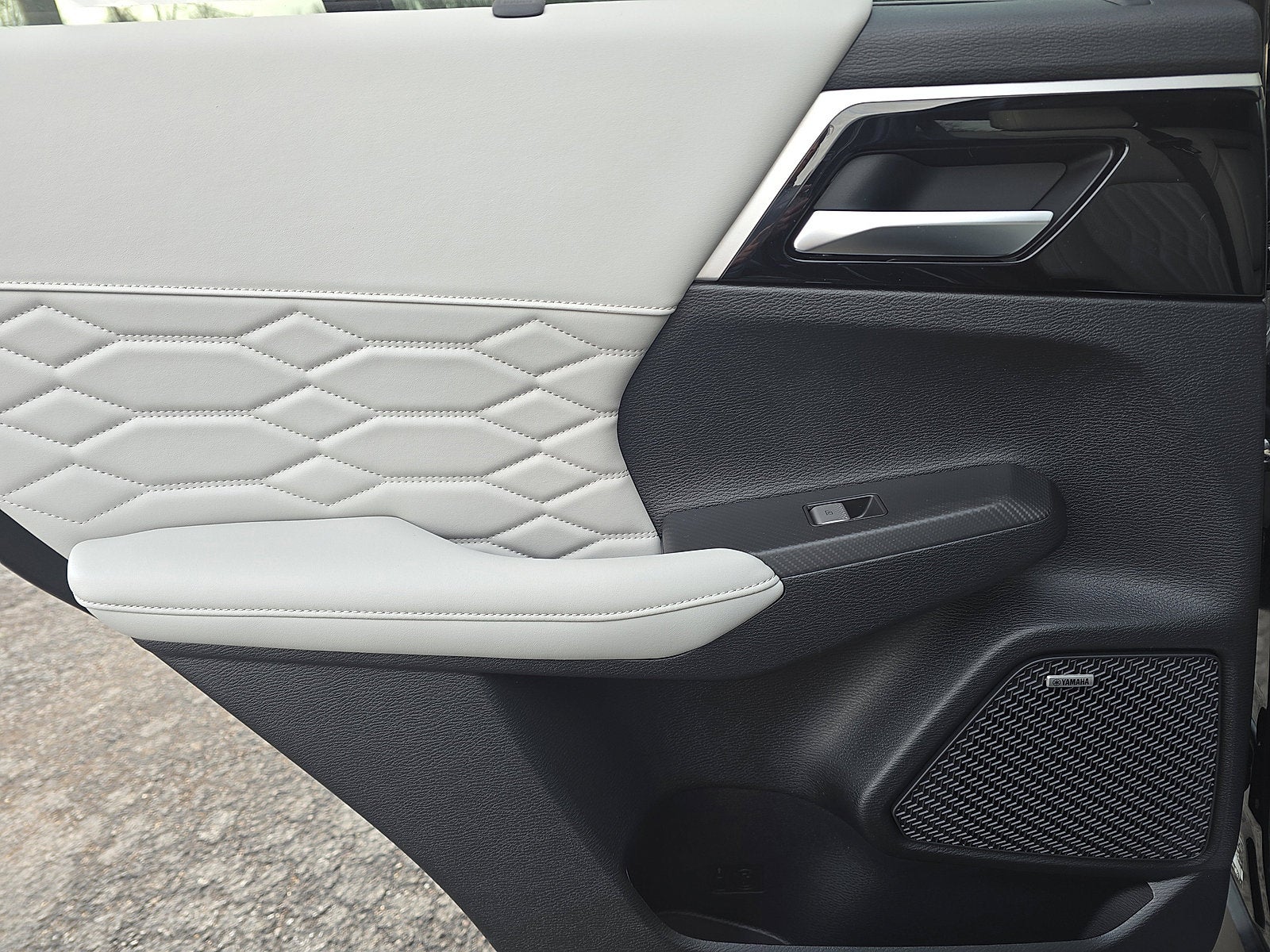 2026 Mitsubishi Outlander SEL