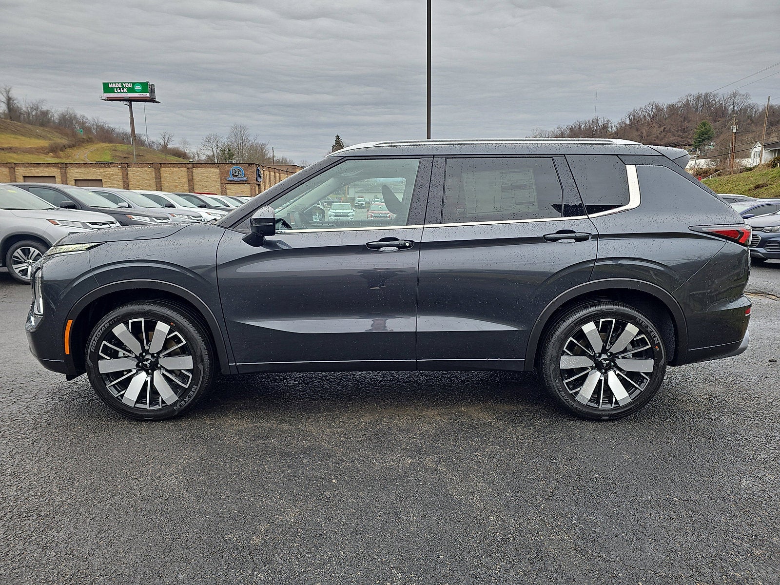 2026 Mitsubishi Outlander SEL