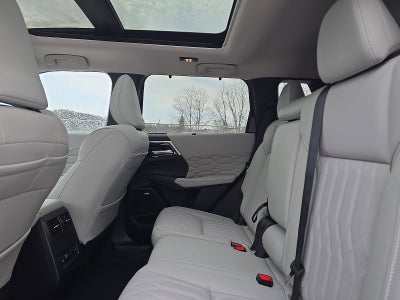 2026 Mitsubishi Outlander SEL