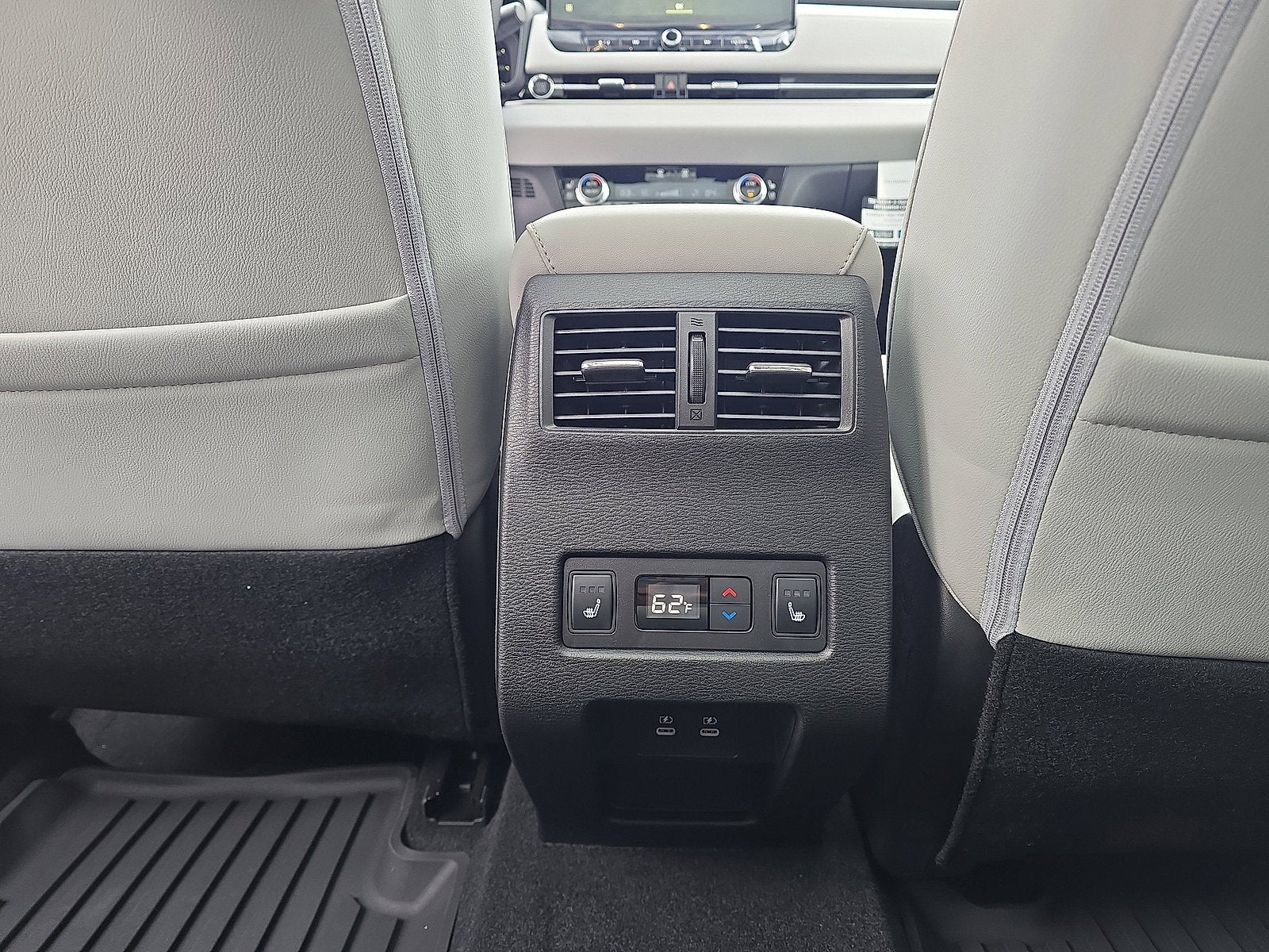 2026 Mitsubishi Outlander SEL