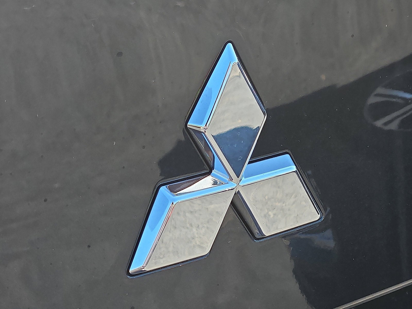2025 Mitsubishi Outlander PHEV SE