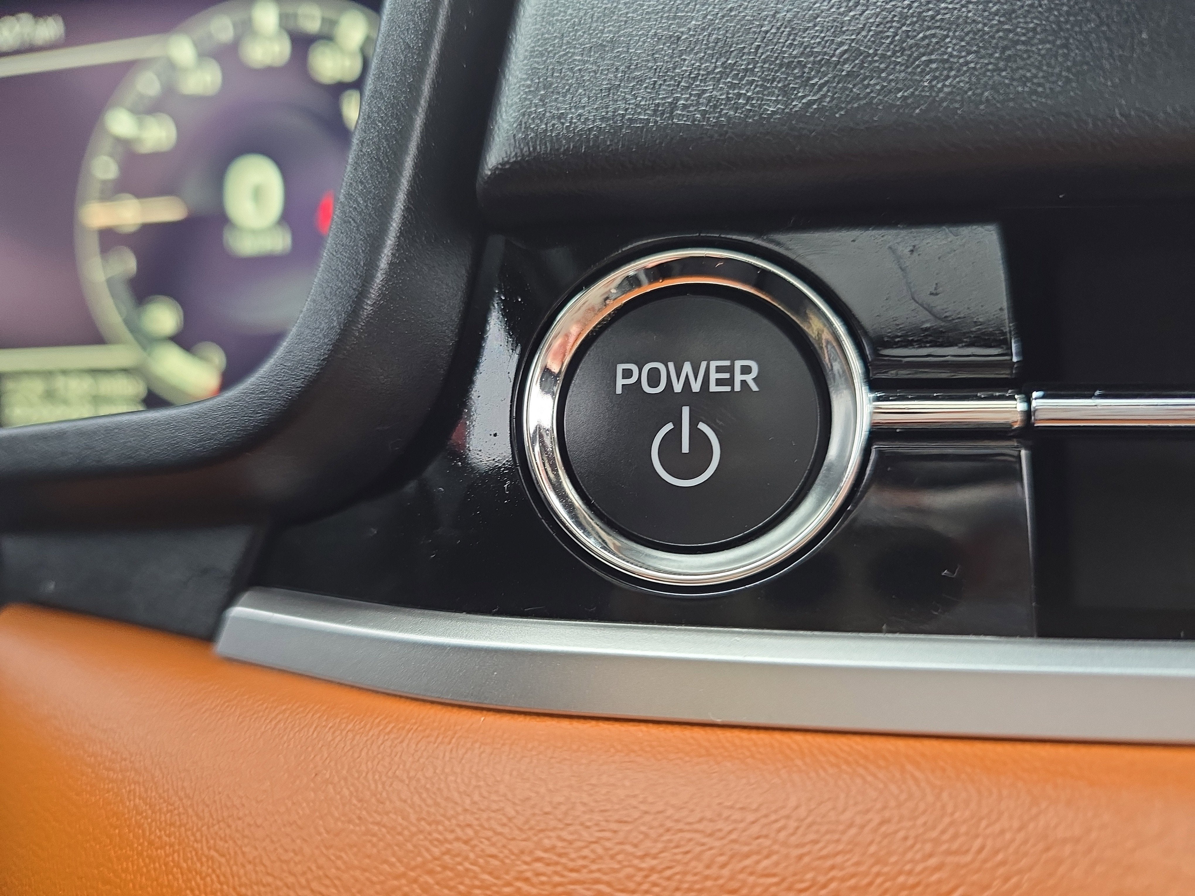 2023 Mitsubishi Outlander PHEV 40th Anniversary