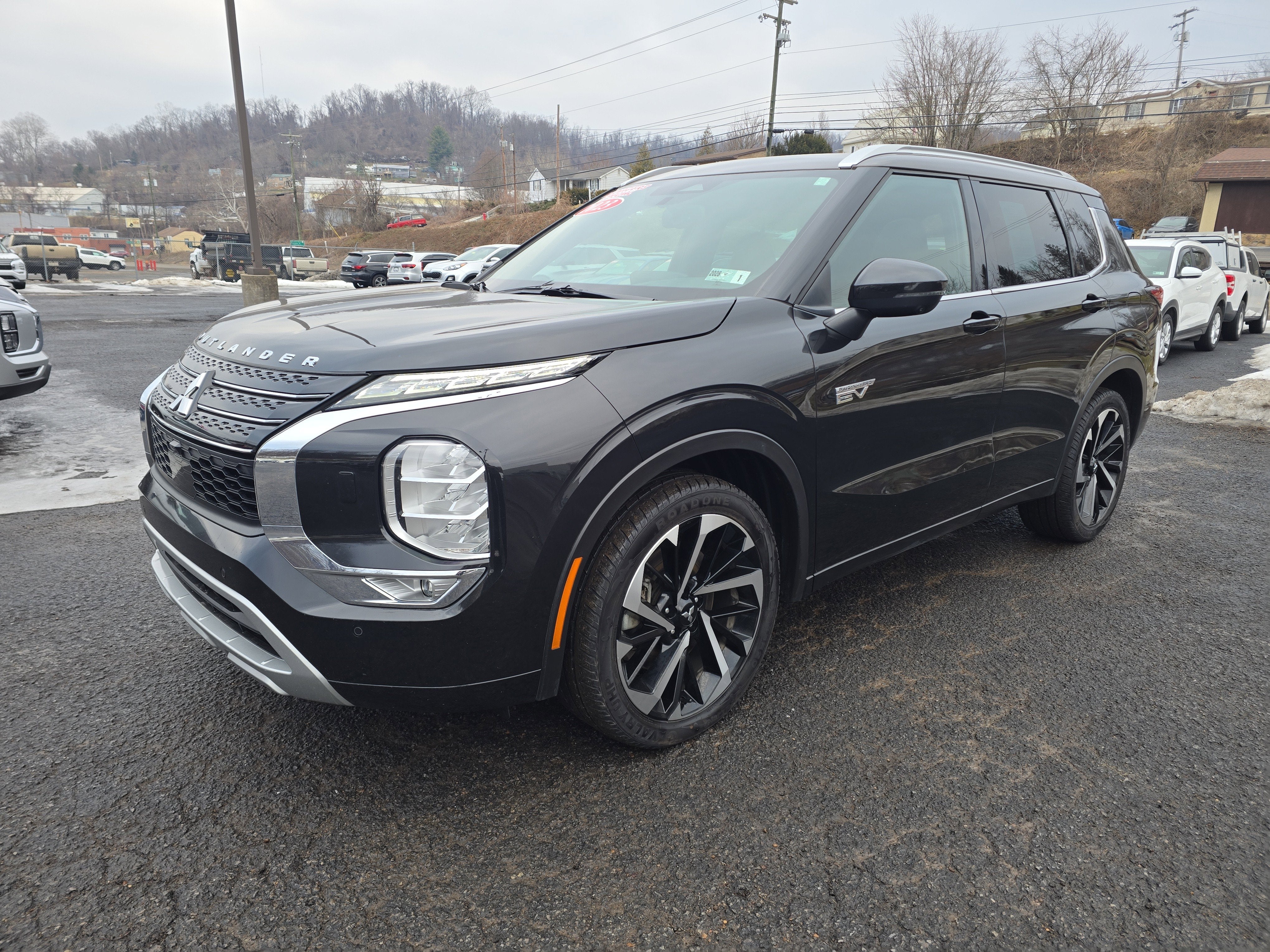 2023 Mitsubishi Outlander PHEV 40th Anniversary