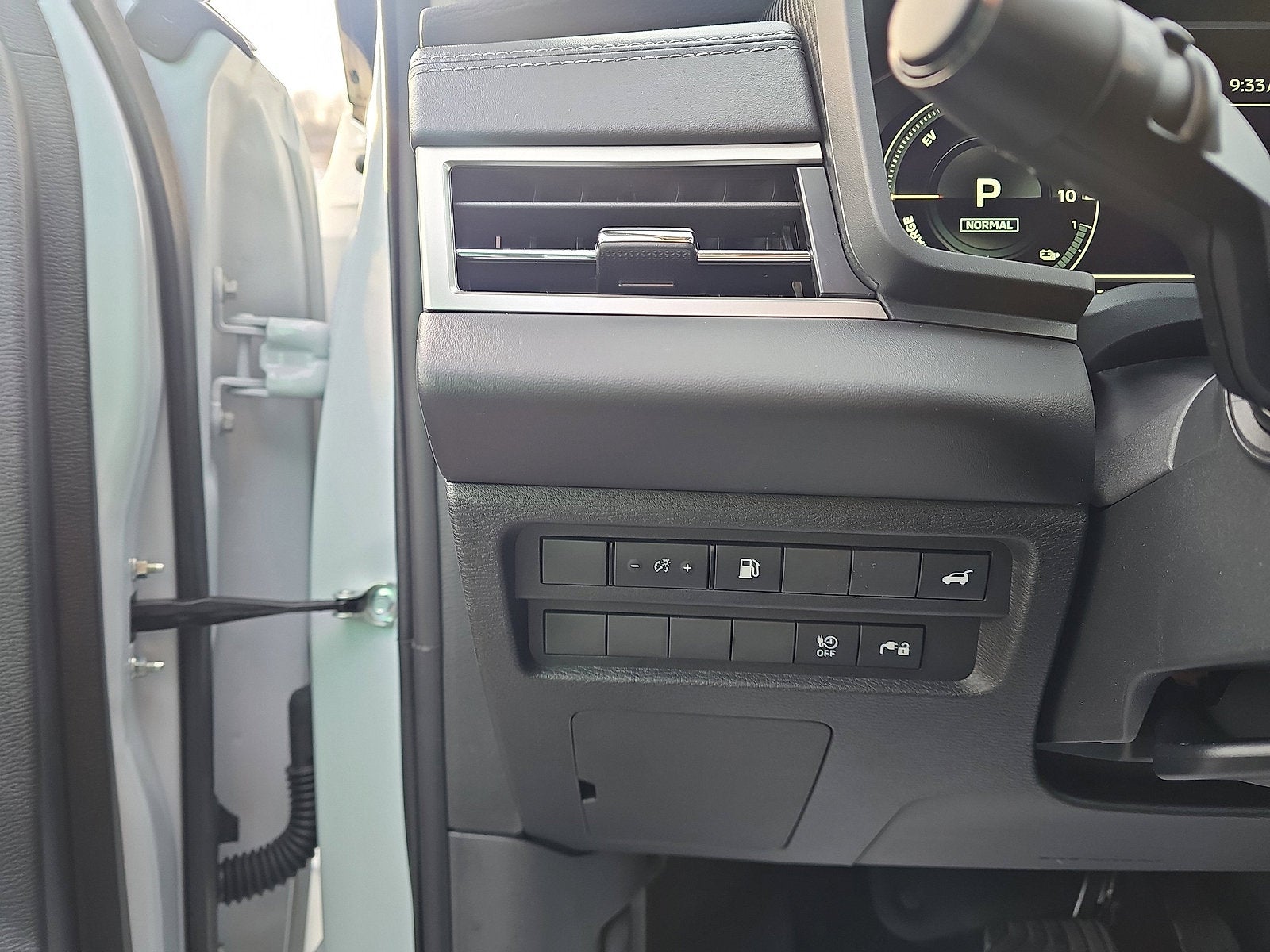 2025 Mitsubishi Outlander PHEV SE