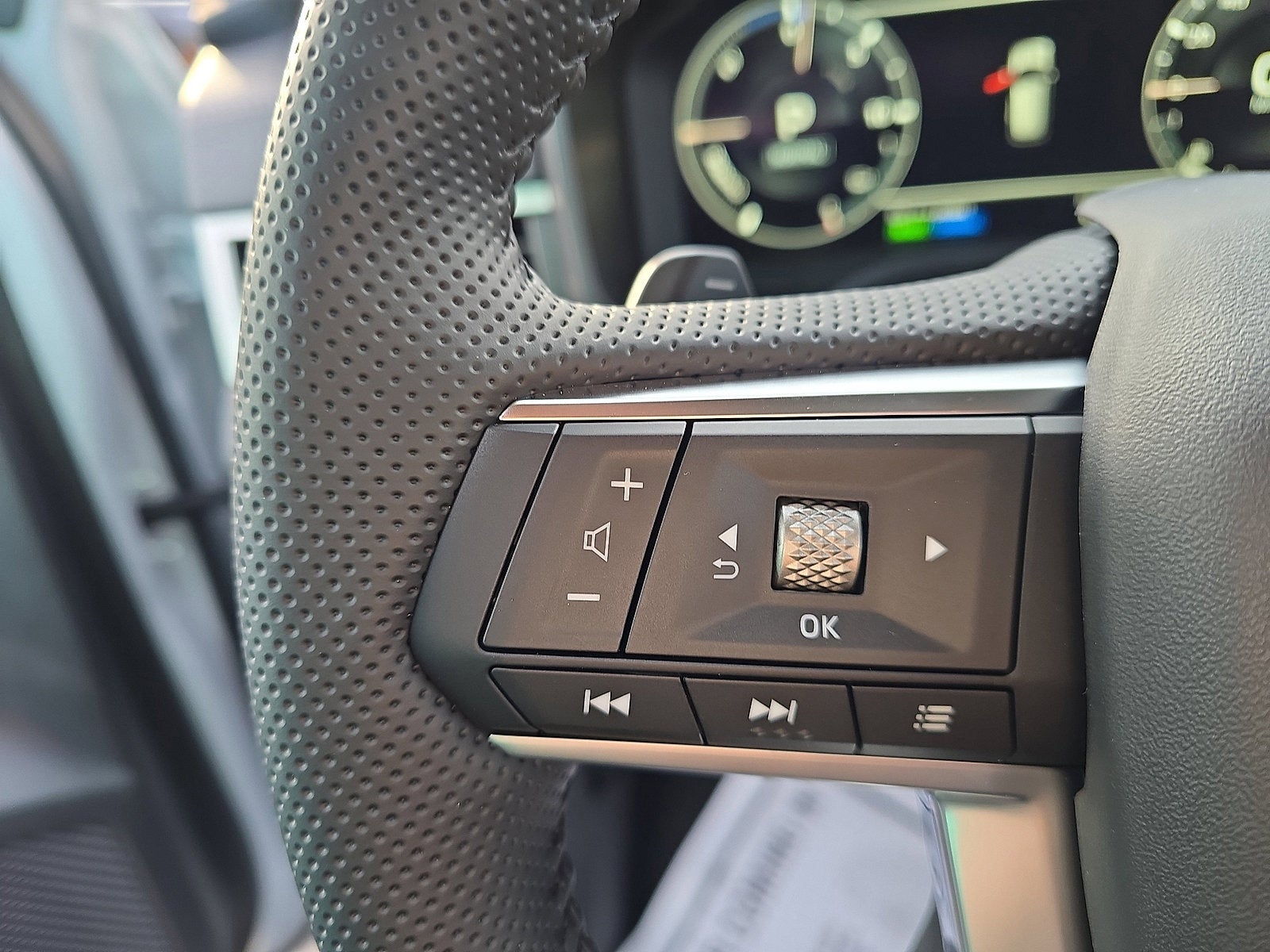 2025 Mitsubishi Outlander PHEV SE