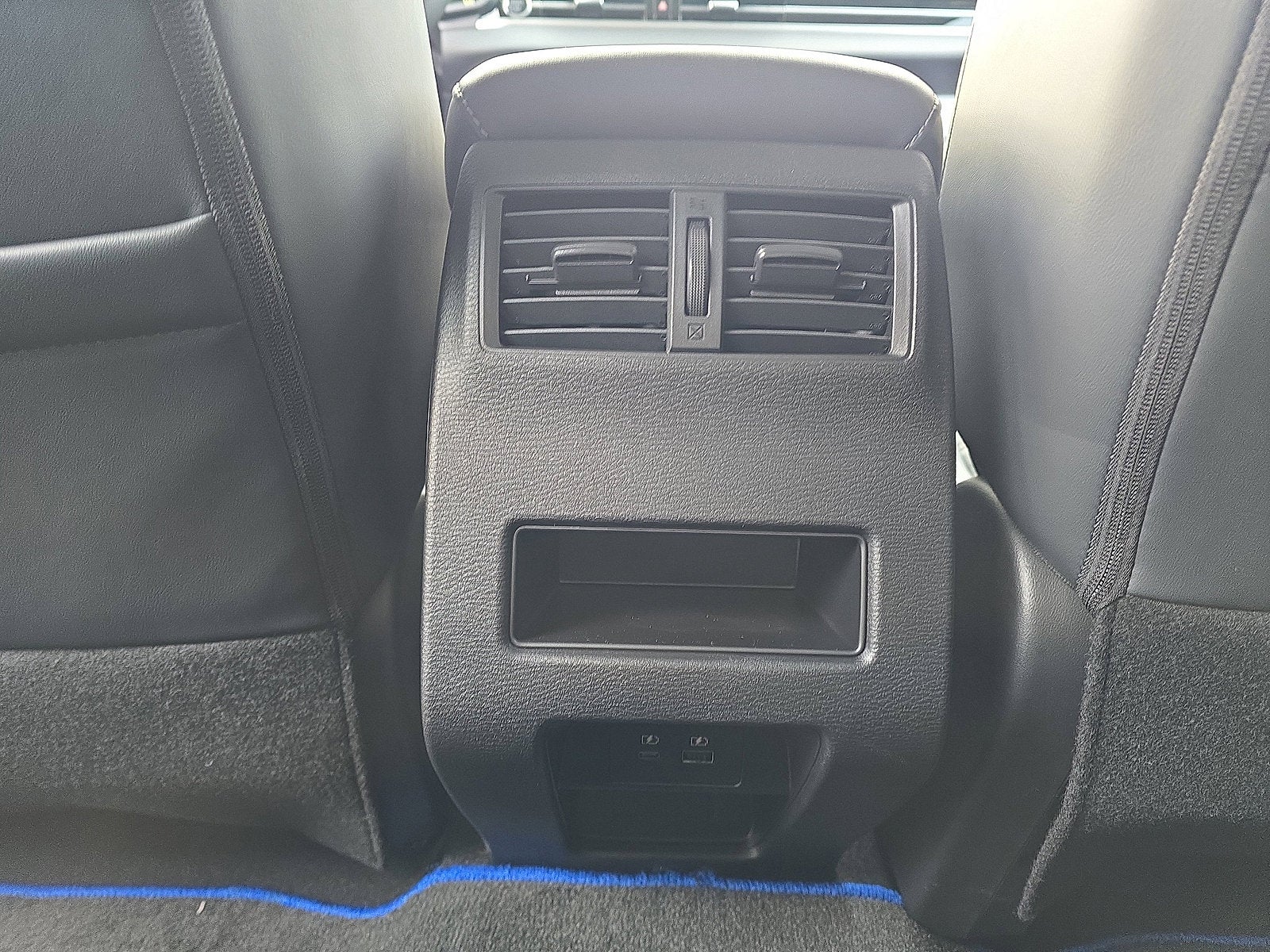 2025 Mitsubishi Outlander PHEV SE