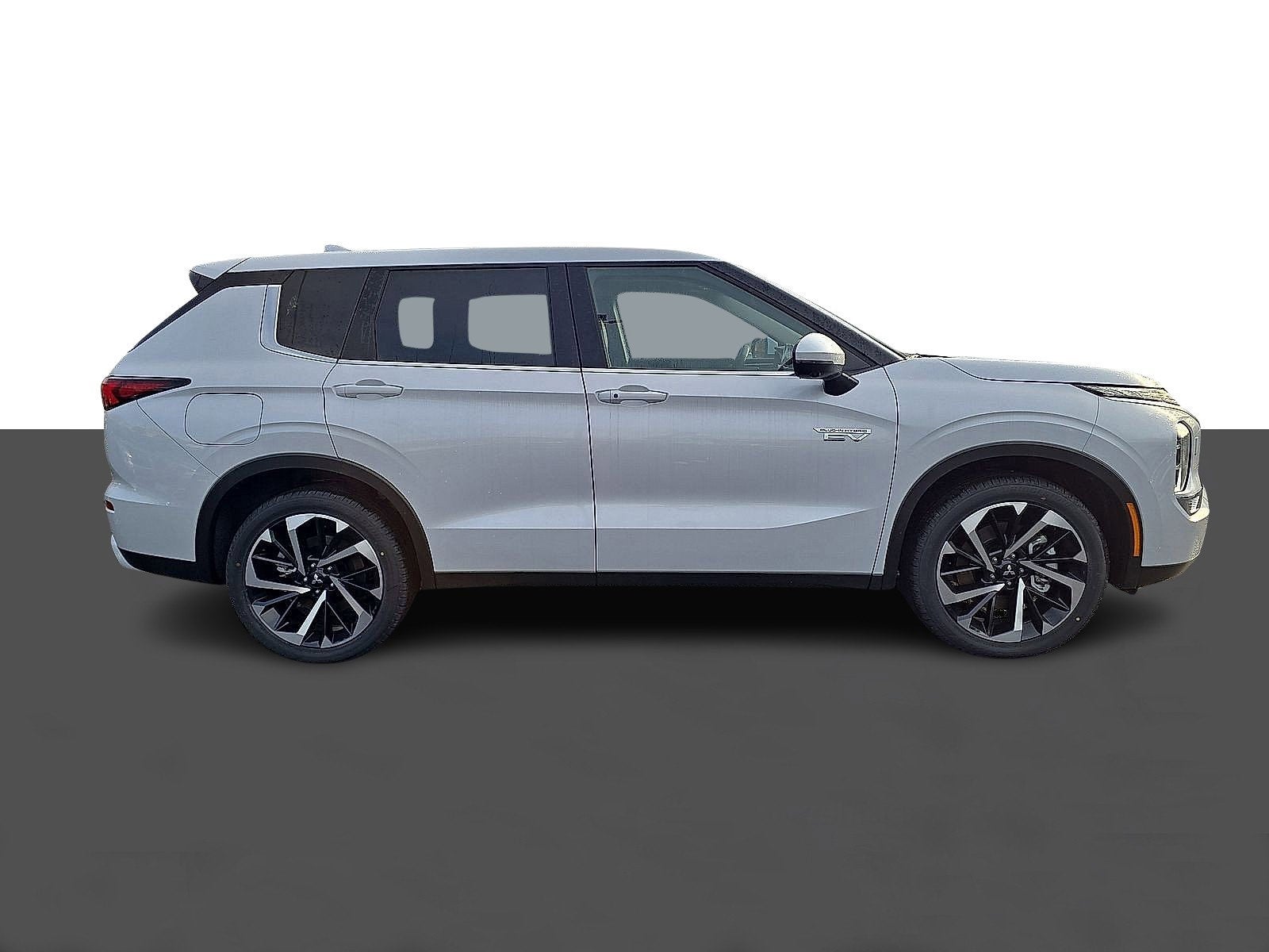 2025 Mitsubishi Outlander PHEV SE