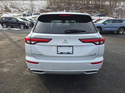 2025 Mitsubishi Outlander PHEV SE