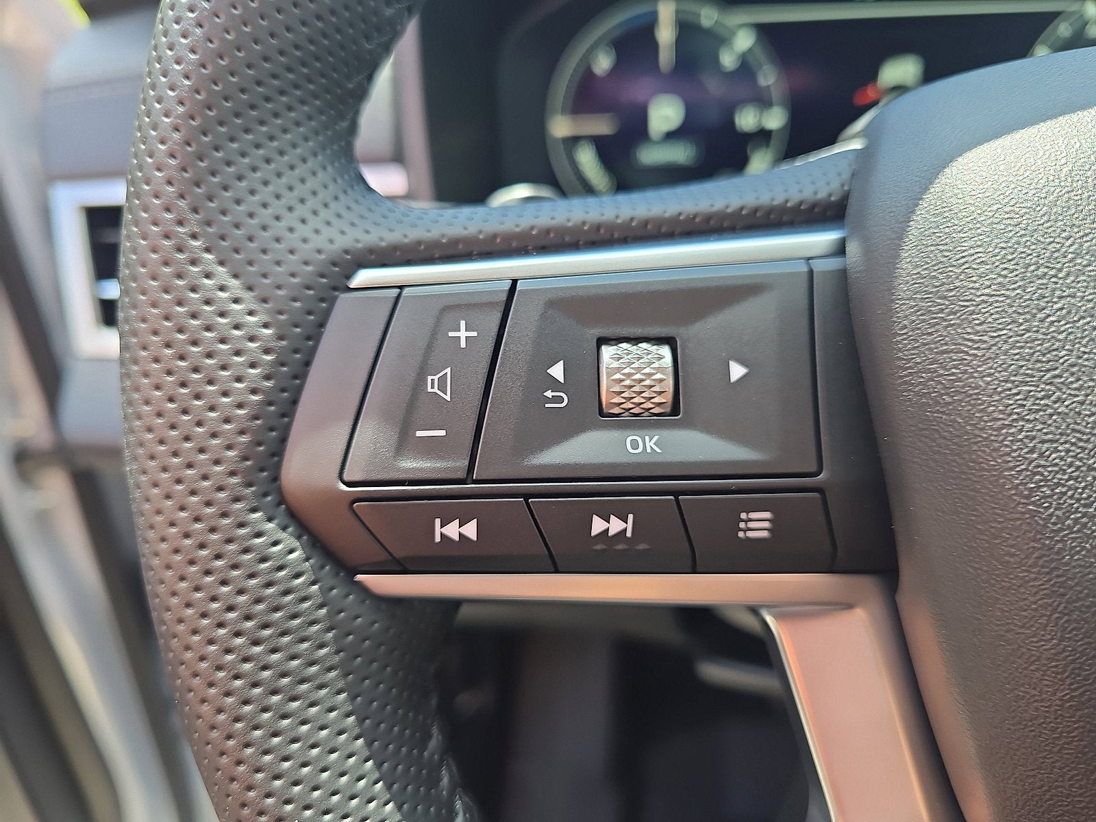 2025 Mitsubishi Outlander PHEV SE