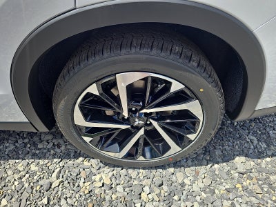 2025 Mitsubishi Outlander PHEV SE