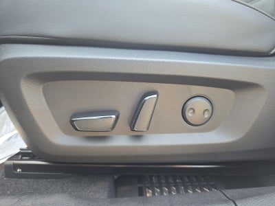 2025 Mitsubishi Outlander PHEV SE