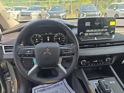 2025 Mitsubishi Outlander PHEV SE