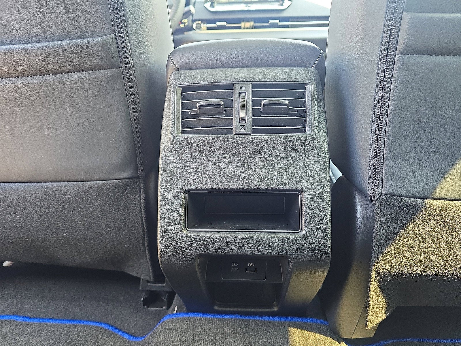 2025 Mitsubishi Outlander PHEV SE