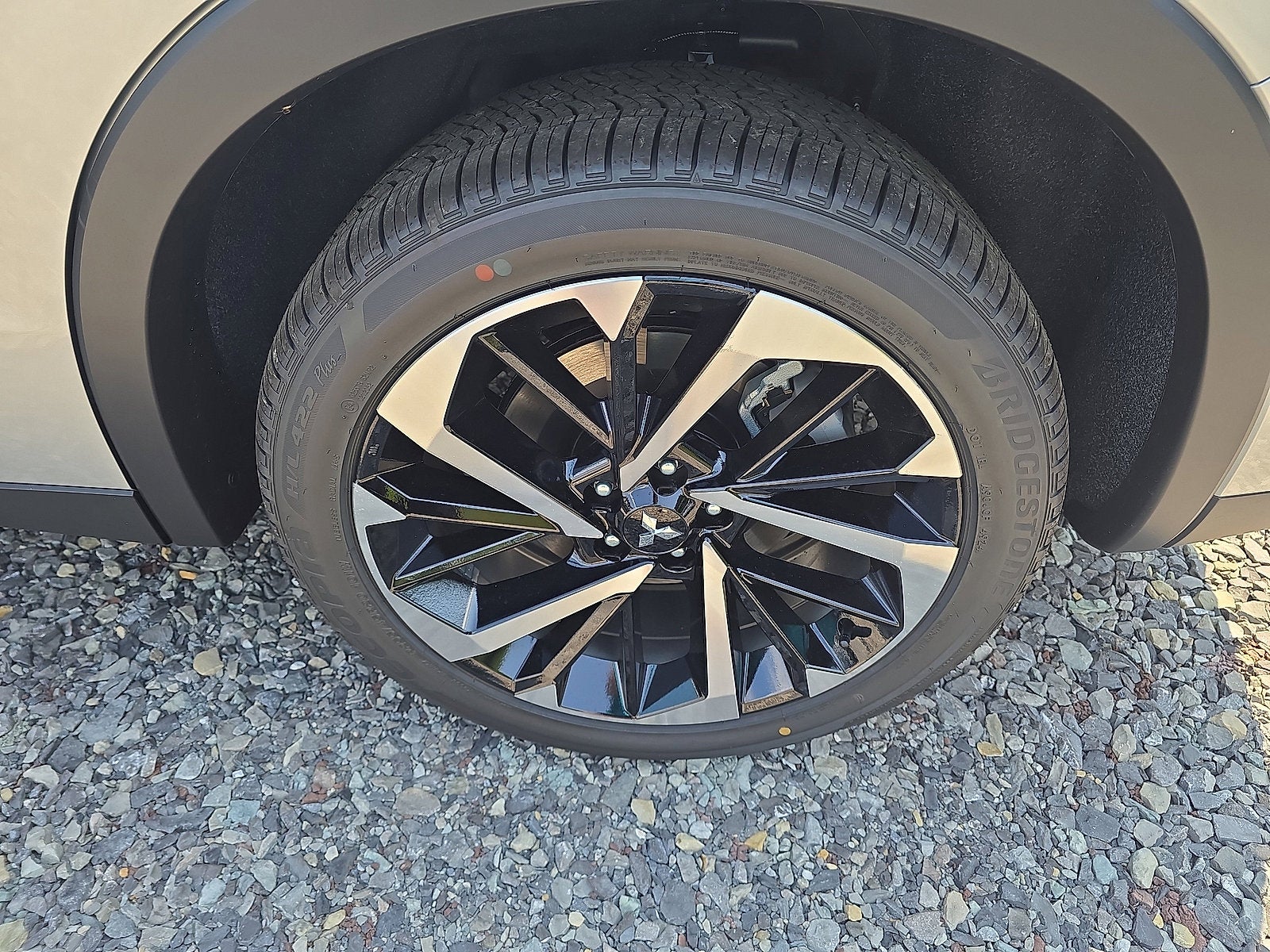 2025 Mitsubishi Outlander PHEV SE