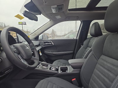 2025 Mitsubishi Outlander PHEV SE