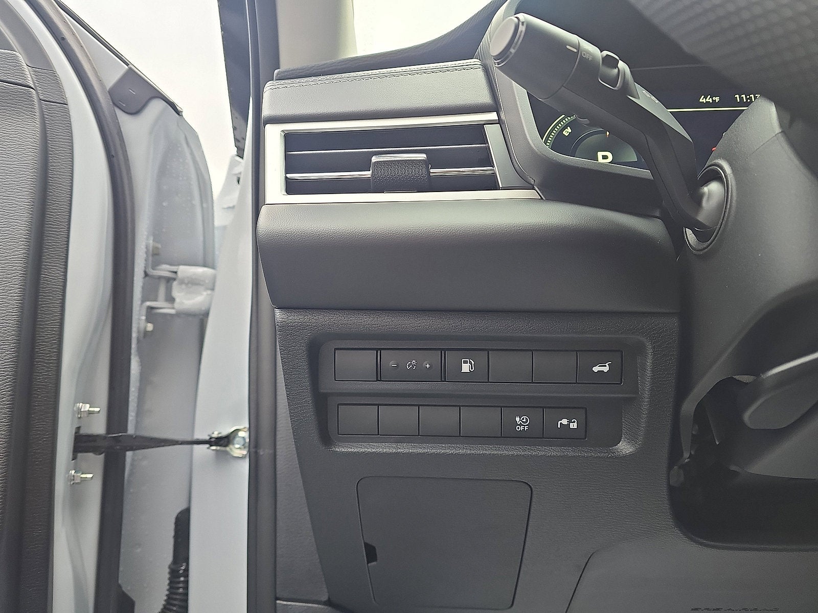 2025 Mitsubishi Outlander PHEV SE