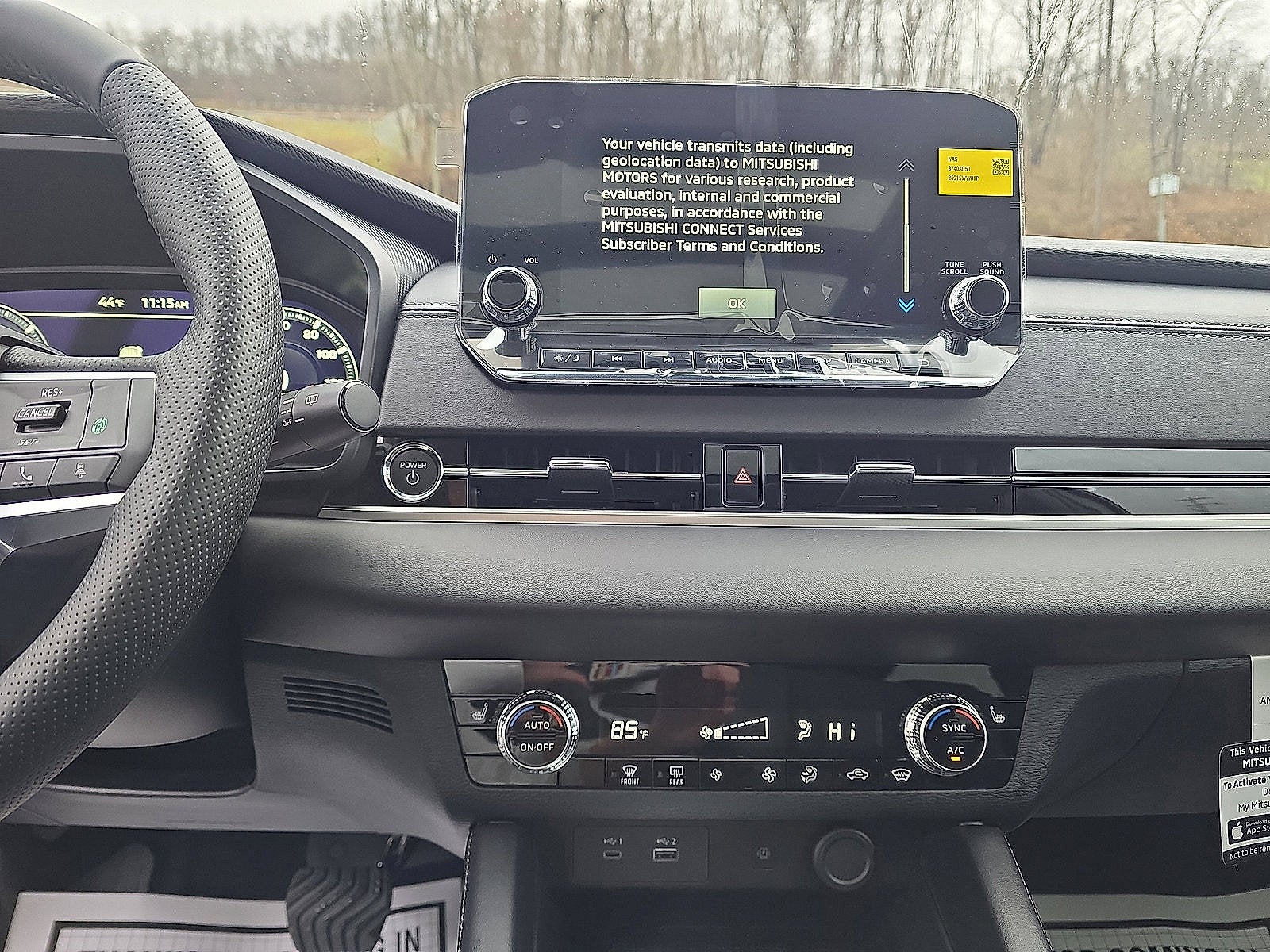 2025 Mitsubishi Outlander PHEV SE