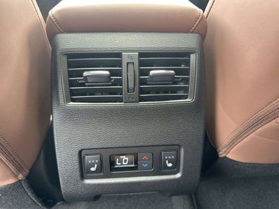 2026 Mitsubishi Outlander PHEV SEL
