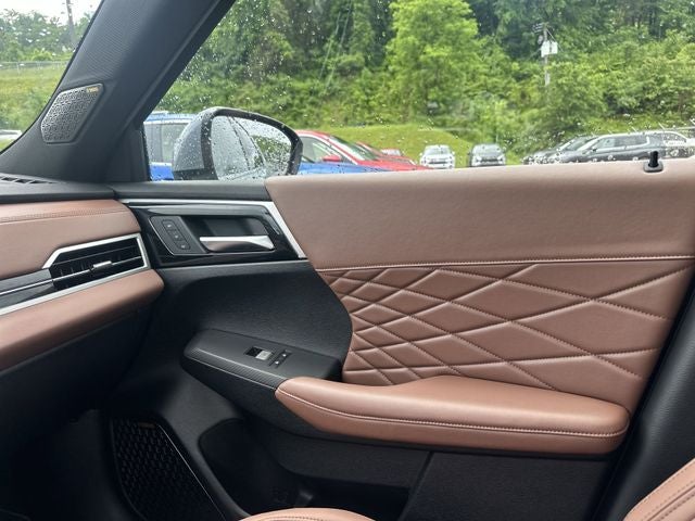2026 Mitsubishi Outlander PHEV SEL
