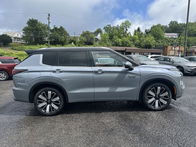 2026 Mitsubishi Outlander PHEV SEL