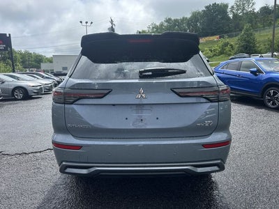 2026 Mitsubishi Outlander PHEV SEL