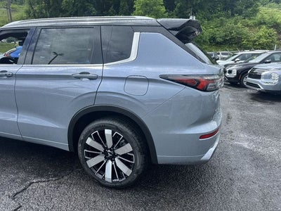 2026 Mitsubishi Outlander PHEV SEL