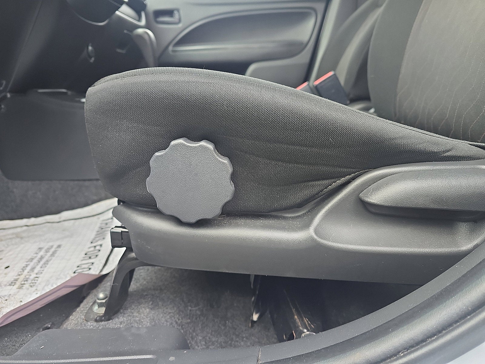 2022 Mitsubishi Mirage ES