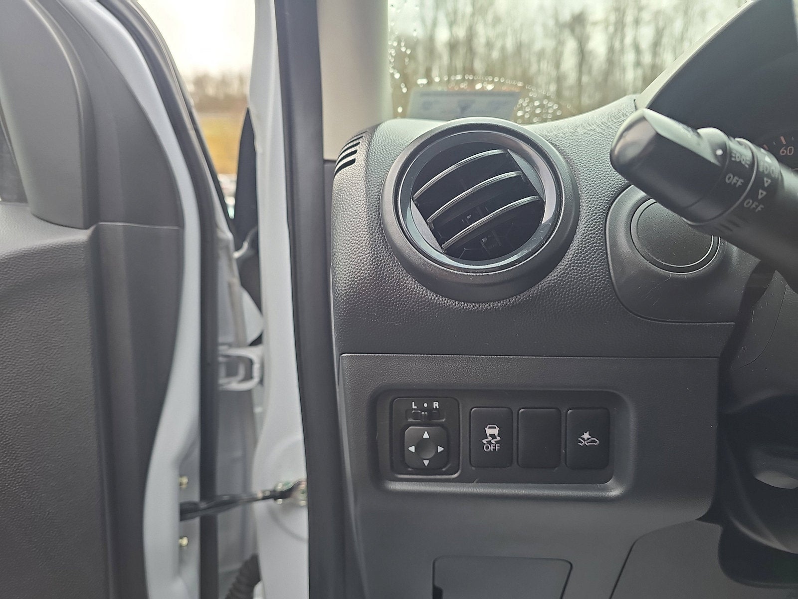 2022 Mitsubishi Mirage ES