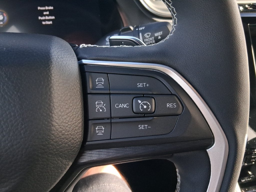 2025 Jeep Grand Cherokee Altitude X 4x4