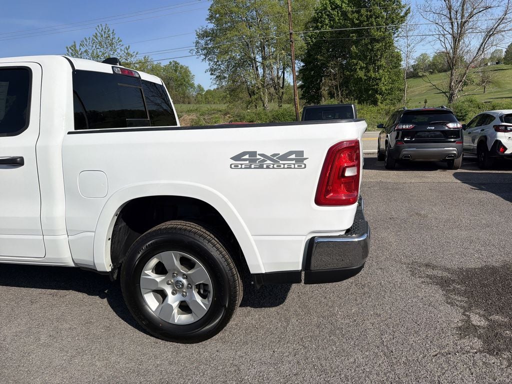 2025 RAM 1500 Big Horn Crew Cab 4x4 5'7' Box
