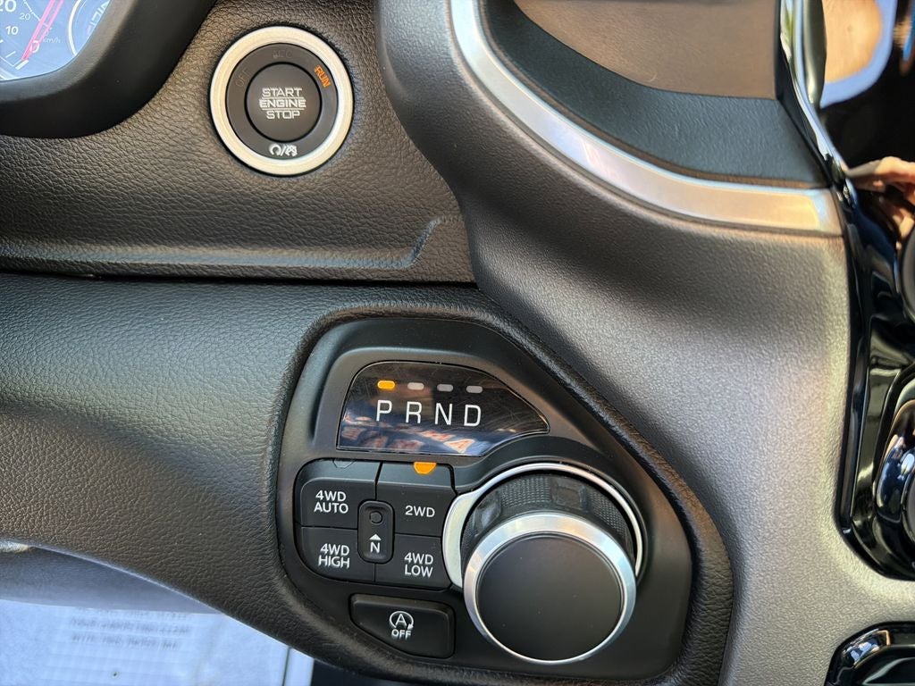 2023 RAM 1500 Big Horn Crew Cab 4x4 5'7' Box