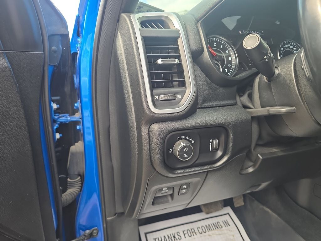 2021 RAM 1500 Big Horn Crew Cab 4x4 5'7' Box