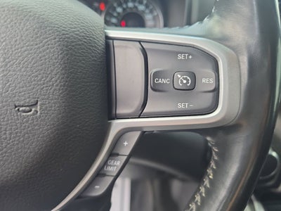 2021 RAM 1500 Big Horn Crew Cab 4x4 5'7' Box