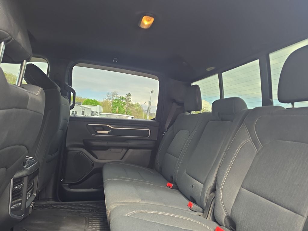 2021 RAM 1500 Big Horn Crew Cab 4x4 5'7' Box