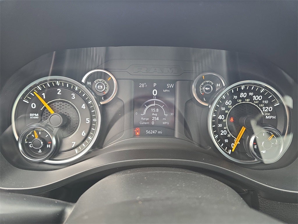 2022 RAM 1500 Big Horn Crew Cab 4x4 5'7' Box