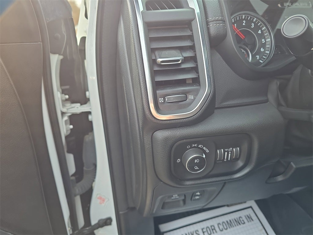 2023 RAM 1500 Laramie Crew Cab 4x4 5'7' Box