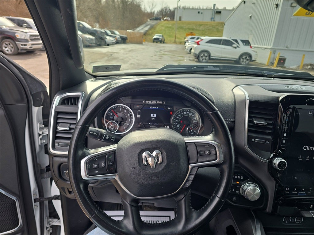 2023 RAM 1500 Laramie Crew Cab 4x4 5'7' Box