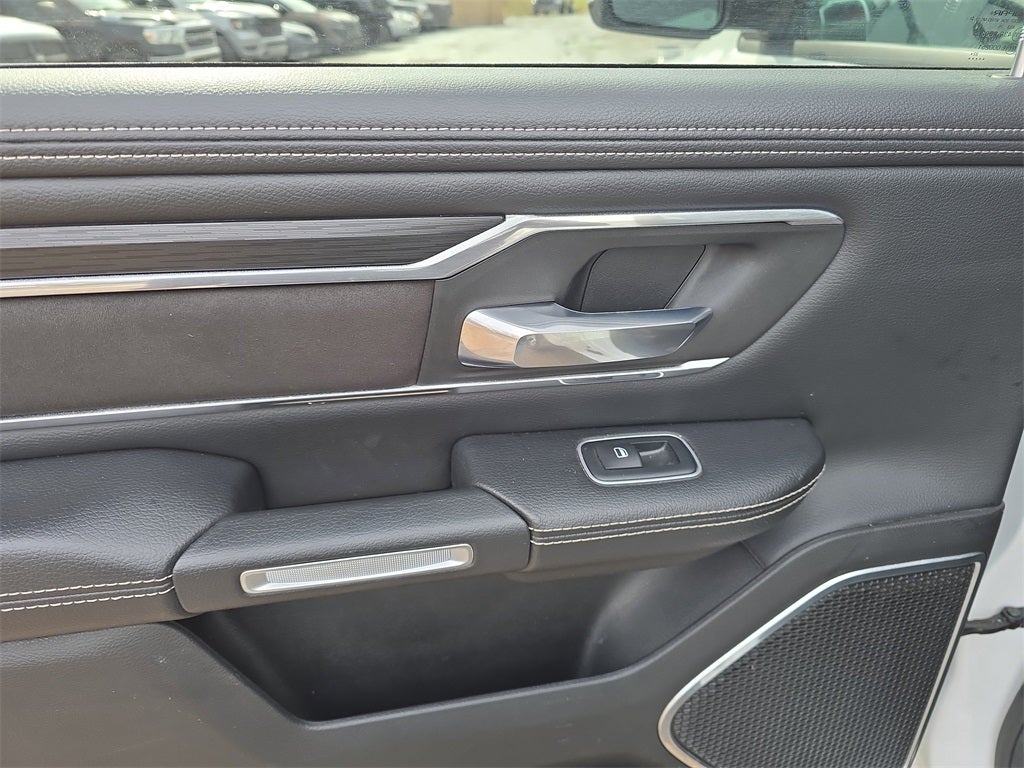 2023 RAM 1500 Laramie Crew Cab 4x4 5'7' Box