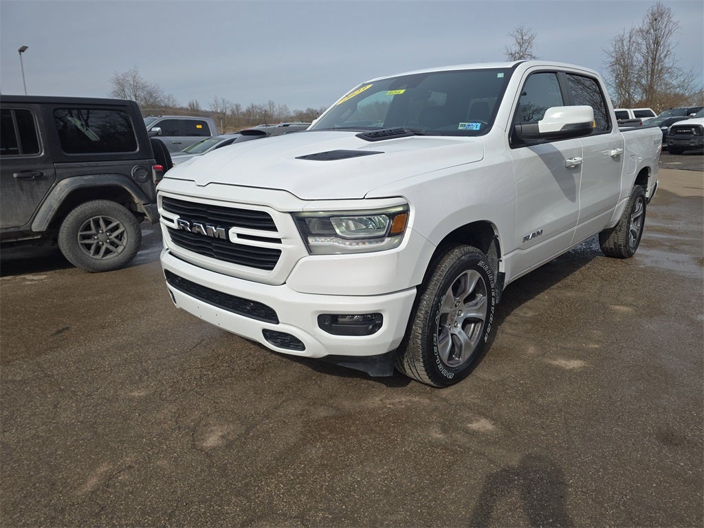 2023 RAM 1500 Laramie Crew Cab 4x4 5'7' Box